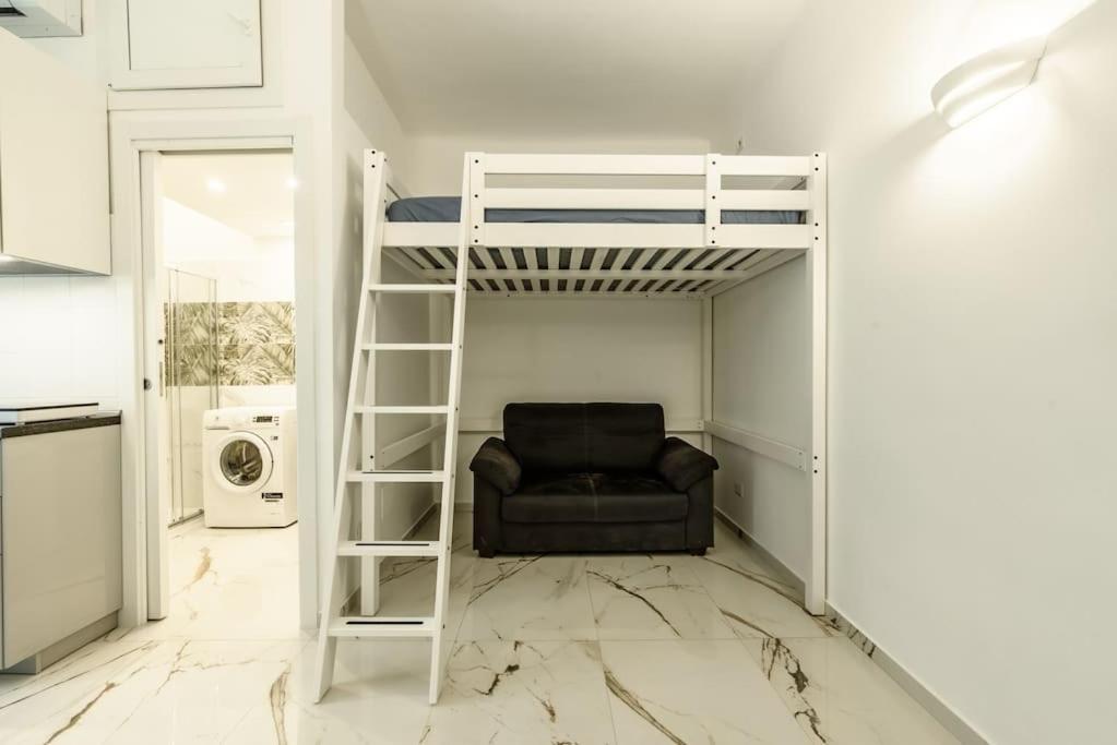 Apartment St Laurent Mailand